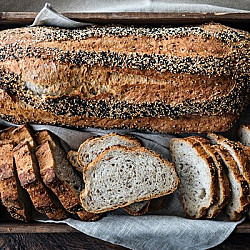 Pain de miche multigrain tranché fin - Boulangerie L'Épicurien - 8 unités